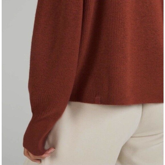 Lululemon Women’s Merino Wool Blend Ribbed Turtleneck Sweater Oversized Sz 2 - Picture 5 of 11